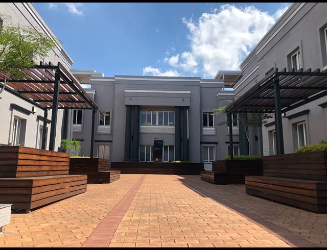 310M² OFFICE TO LET IN ILLOVO